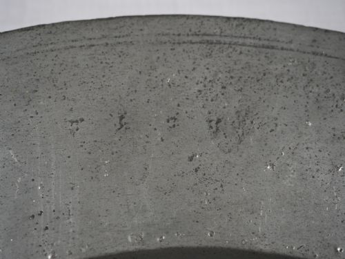ANTIQUE ENGLISH PEWTER 20 14 INCH BROAD RIM CHARGER BY ROBERT GREGGE 1673 1684 - ADDITIONAL PHOTO 2