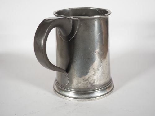 ANTIQUE ENGLISH PEWTER 1 QUART MEASURE THOMAS TOWNSEND COMPTON 18021814 'GILCOMSTON BREWERY' ABERDEEN - ADDITIONAL PHOTO 2