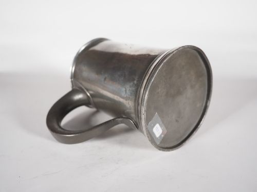 ANTIQUE ENGLISH PEWTER 1 QUART MEASURE THOMAS TOWNSEND COMPTON 18021814 'GILCOMSTON BREWERY' ABERDEEN - ADDITIONAL PHOTO 4