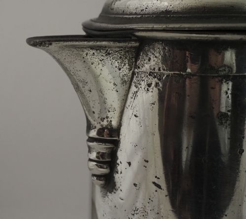 ANTIQUE IRISH PEWTER CHURCH FLAGON BY JOHN HEANEY OF DUBLIN 1763 1807 - ADDITIONAL PHOTO 4