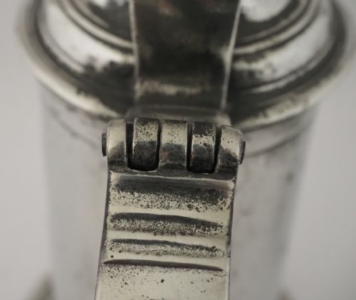 ANTIQUE IRISH PEWTER CHURCH FLAGON BY JOHN HEANEY OF DUBLIN 1763 1807 - ADDITIONAL PHOTO 7