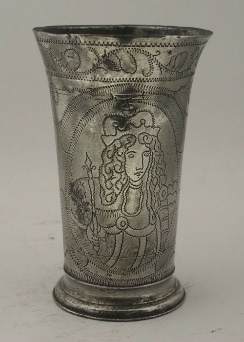 ANTIQUE DUTCH PEWTER WILLIAM MARY PORTRAIT BEAKER CIRCA 1689 - ADDITIONAL PHOTO 4