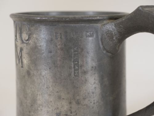ANTIQUE ENGLISH PEWTER 1 PINT MEASURE BY M FOTHERGILL SONS OF BRISTOL CIRCA 1820 - ADDITIONAL PHOTO 3