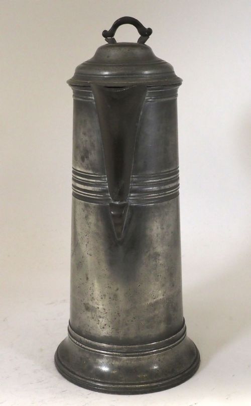 ANTIQUE ENGLISH PEWTER SPOUTED SPIRE FLAGON OF SMALL SIZE CIRCA 1790 - ADDITIONAL PHOTO 3