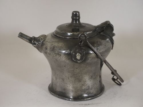 ANTIQUE SWISS PEWTER 'BIBERON' WATER DRINKING VESSEL CIRCA 1730 - ADDITIONAL PHOTO 2