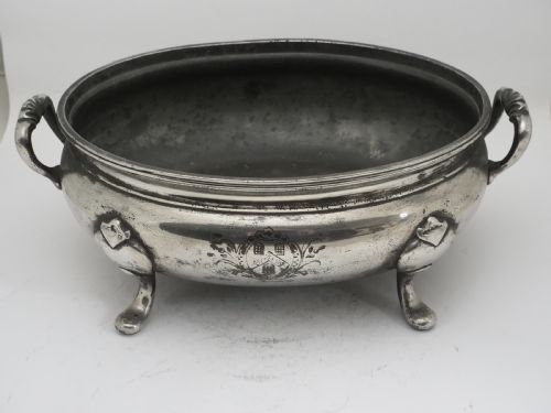 ANTIQUE ENGLISH PEWTER TUREEN ENGRAVED WITH THE ARMS OF THE WORSHIPFUL COMPANY OF PEWTERERS CIRCA 1790 - ADDITIONAL PHOTO 12
