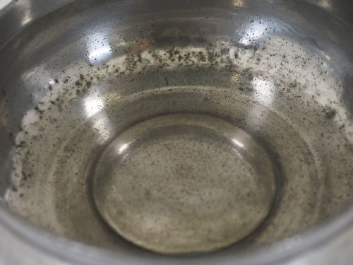 ANTIQUE ENGLISH PEWTER PORRINGER OF 12 FLOZ CAPACITY CIRCA 1700 - ADDITIONAL PHOTO 7