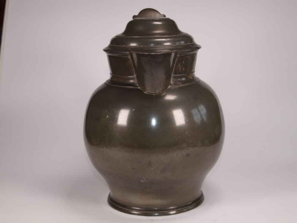 ANTIQUE ENGLISH PEWTER HALF GALLON SPOUTED ALE JUG, CIRCA 1850. View II