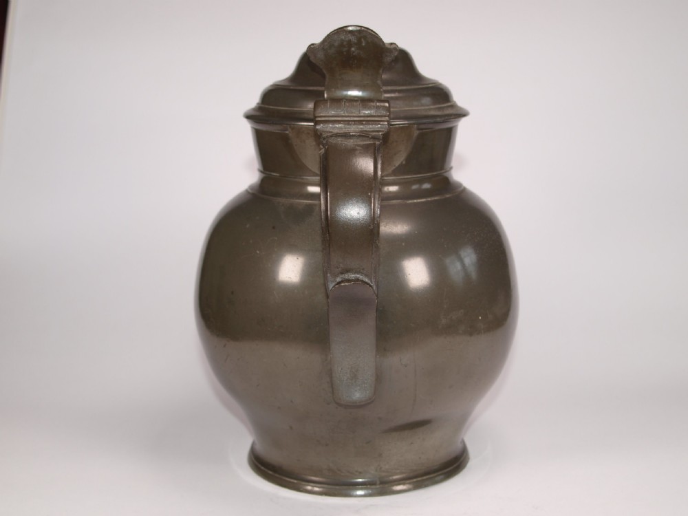 ANTIQUE ENGLISH PEWTER HALF GALLON SPOUTED ALE JUG, CIRCA 1850. View IV
