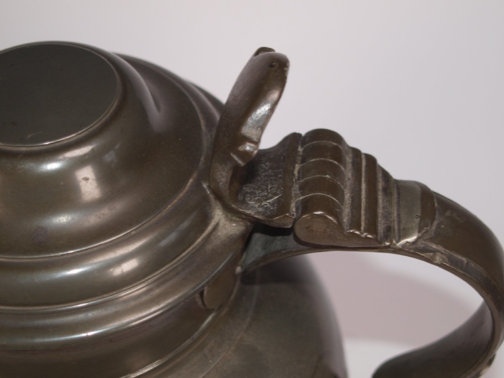 ANTIQUE ENGLISH PEWTER HALF GALLON SPOUTED ALE JUG, CIRCA 1850. View V