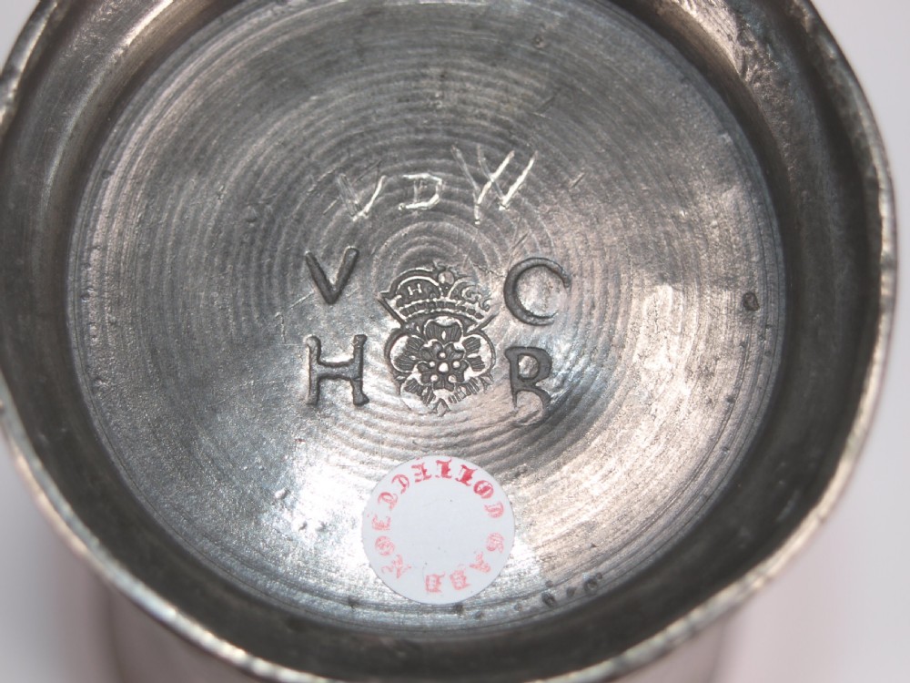 ANTIQUE DUTCH PEWTER BEAKER WITH WRIGGLE WORK FLORAL DECORATION, CIRCA 1700. View VIII
