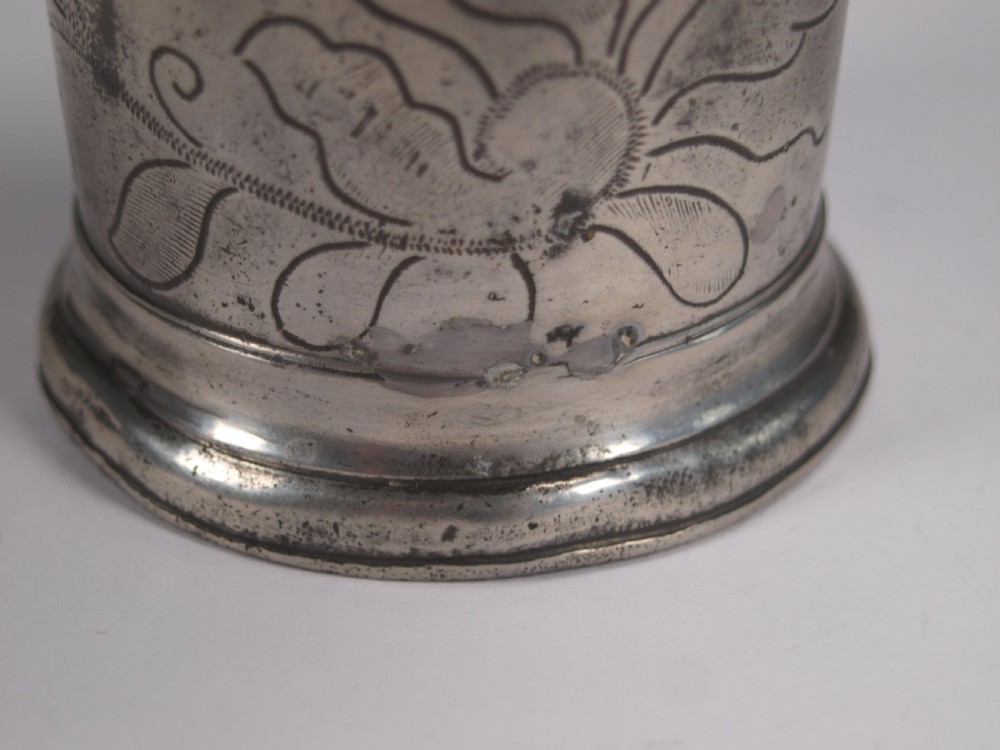 ANTIQUE DUTCH PEWTER BEAKER WITH WRIGGLE WORK FLORAL DECORATION, CIRCA 1700. View X