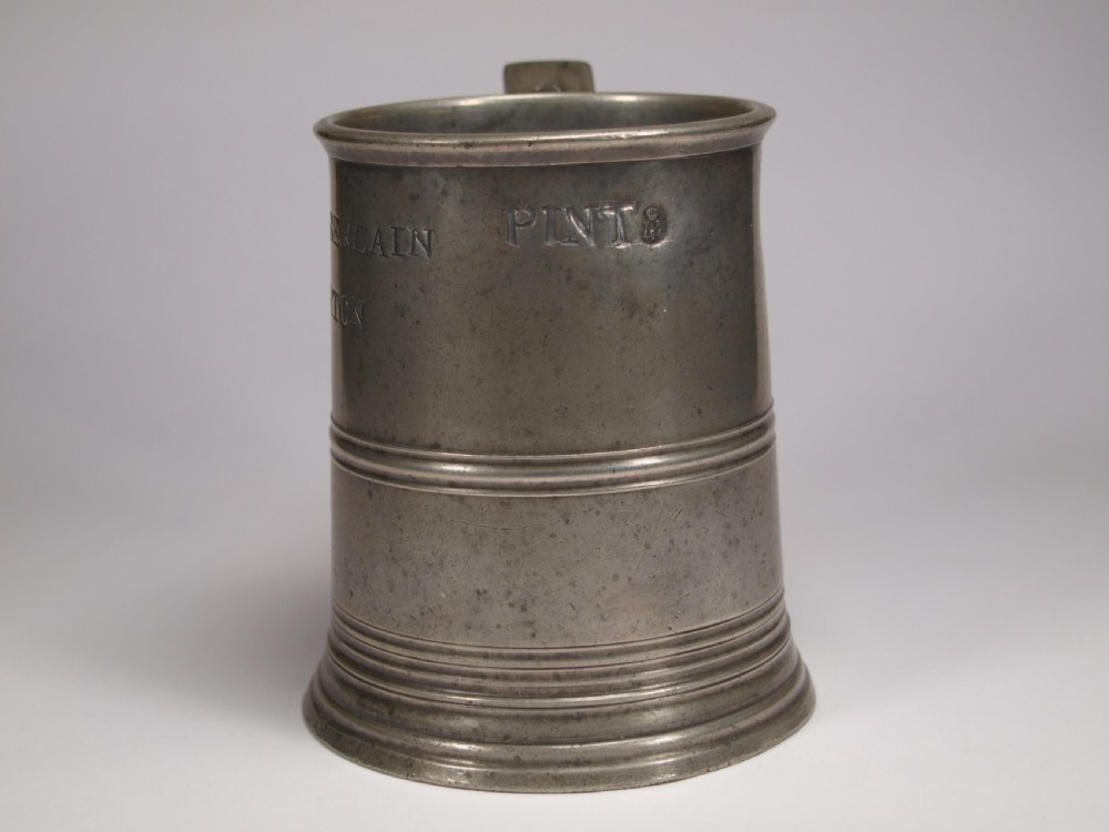 ANTIQUE ENGLISH PEWTER 1 PINT MEASURE BY W McKENZIE OF BIRMINGHAM, 1825-1841. View III