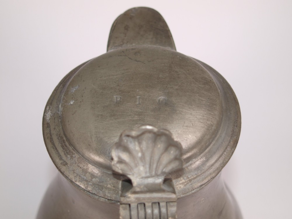ANTIQUE FLEMISH PEWTER SPOUTED FLAGON, GOOD BRUSSELS MARKS, LARGE DISPLAY ITEM. View V