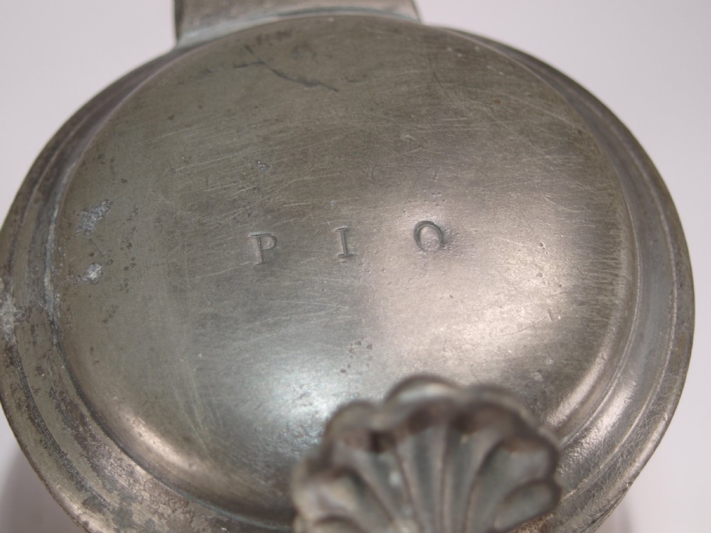 ANTIQUE FLEMISH PEWTER SPOUTED FLAGON, GOOD BRUSSELS MARKS, LARGE DISPLAY ITEM. View VI
