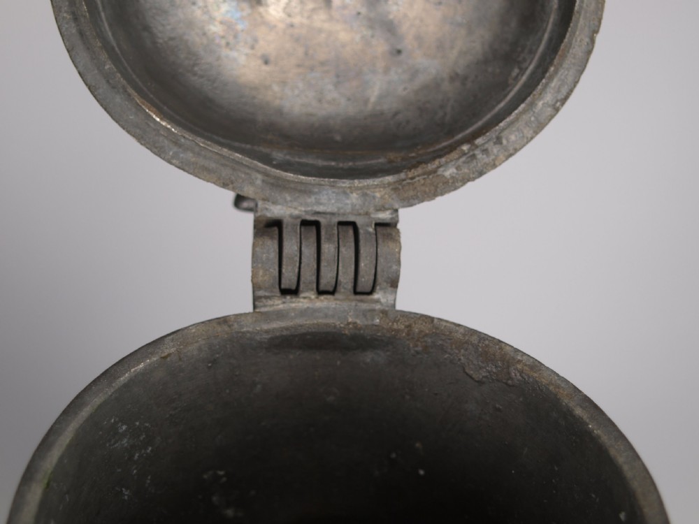 ANTIQUE FLEMISH PEWTER SPOUTED FLAGON, GOOD BRUSSELS MARKS, LARGE DISPLAY ITEM. View VII
