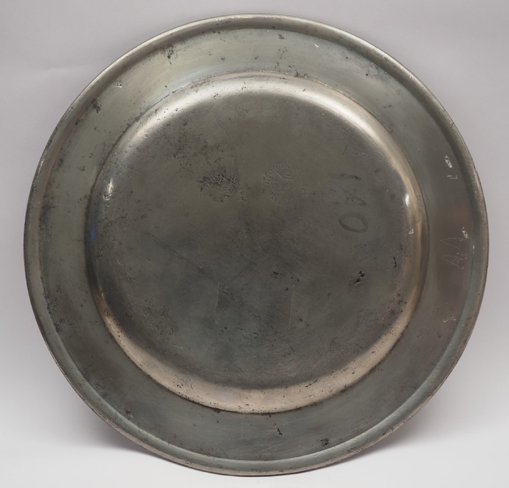 ANTIQUE ENGLISH PEWTER 9in PLAIN RIM PLATE BY JOHN WILLIAMS, FALMOUTH 1737-1761. View II