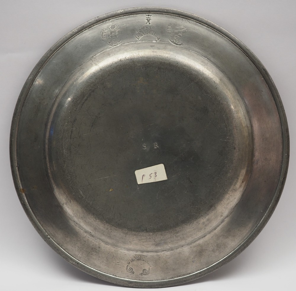 ANTIQUE ENGLISH PEWTER 9in PLAIN RIM PLATE BY RUSSELL LAUGHER OF WORCESTER, CIRCA1740. View II