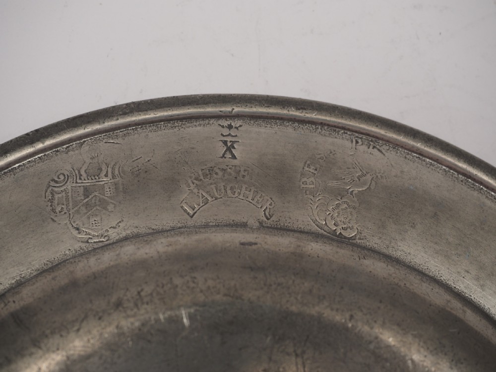 ANTIQUE ENGLISH PEWTER 9in PLAIN RIM PLATE BY RUSSELL LAUGHER OF WORCESTER, CIRCA1740. View IV