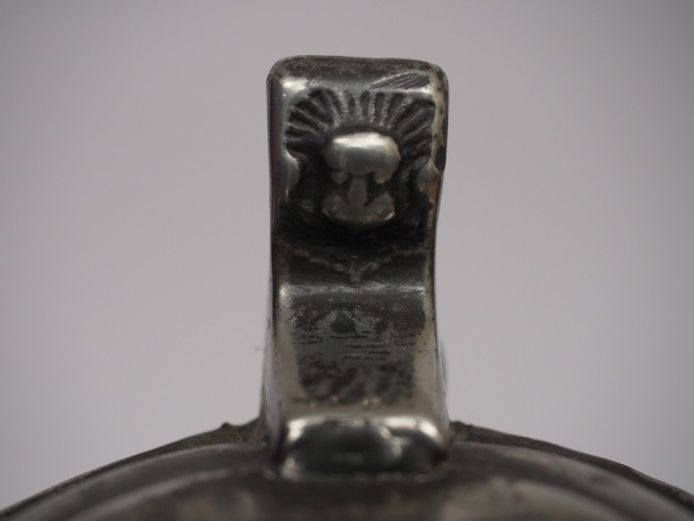 ANTIQUE DUTCH PEWTER ANGEL FLAGON, MAASTRICHT, CIRCA 1720. View XI