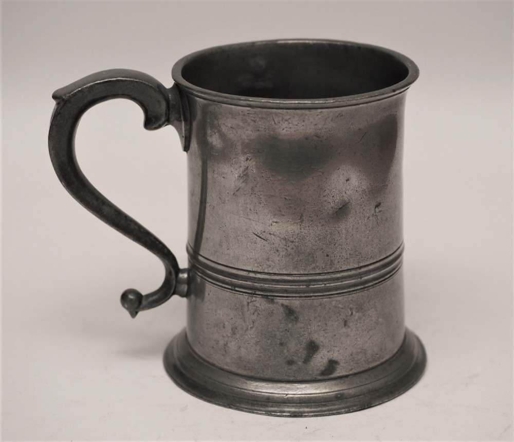 ANTIQUE SCOTTISH PEWTER 1 PINT MEASURE BY J MOYES, EDINBURGH 1851 - 1891. View IV