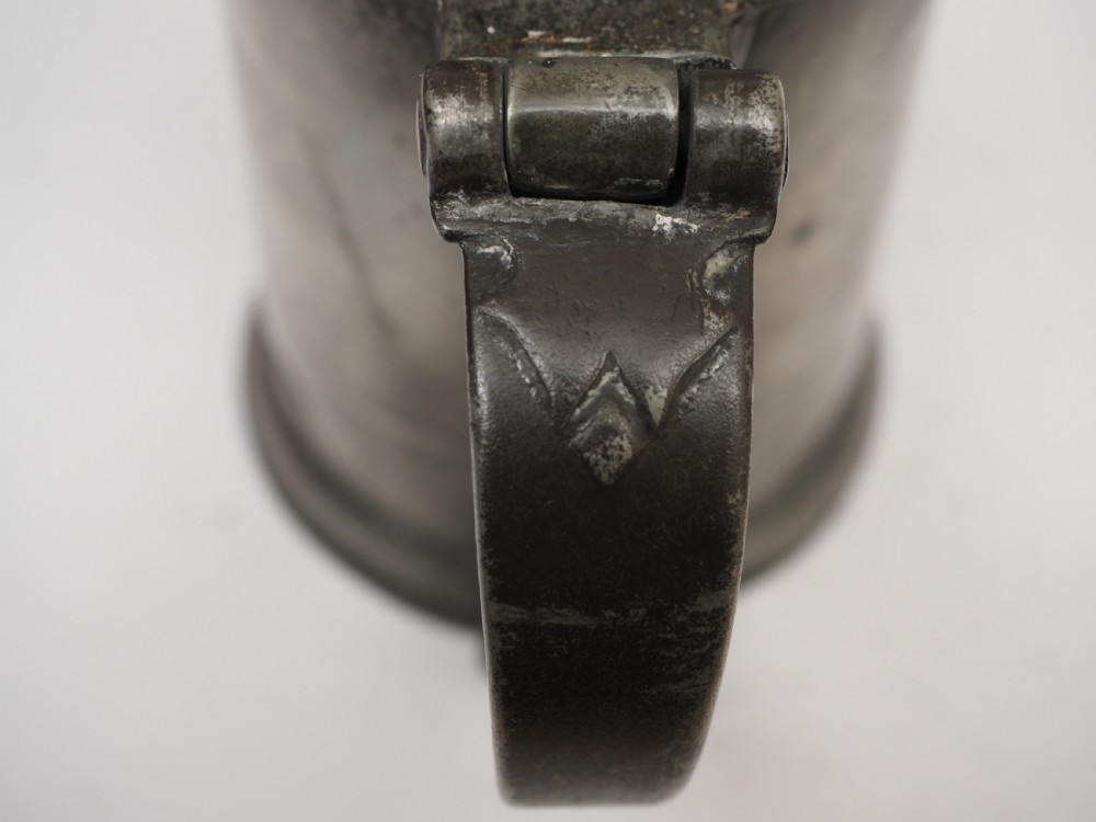 ANTIQUE ENGLISH PEWTER 1 QUART OEWS TANKARD BY THOMAS BANKES, 1706 - 1724. View X