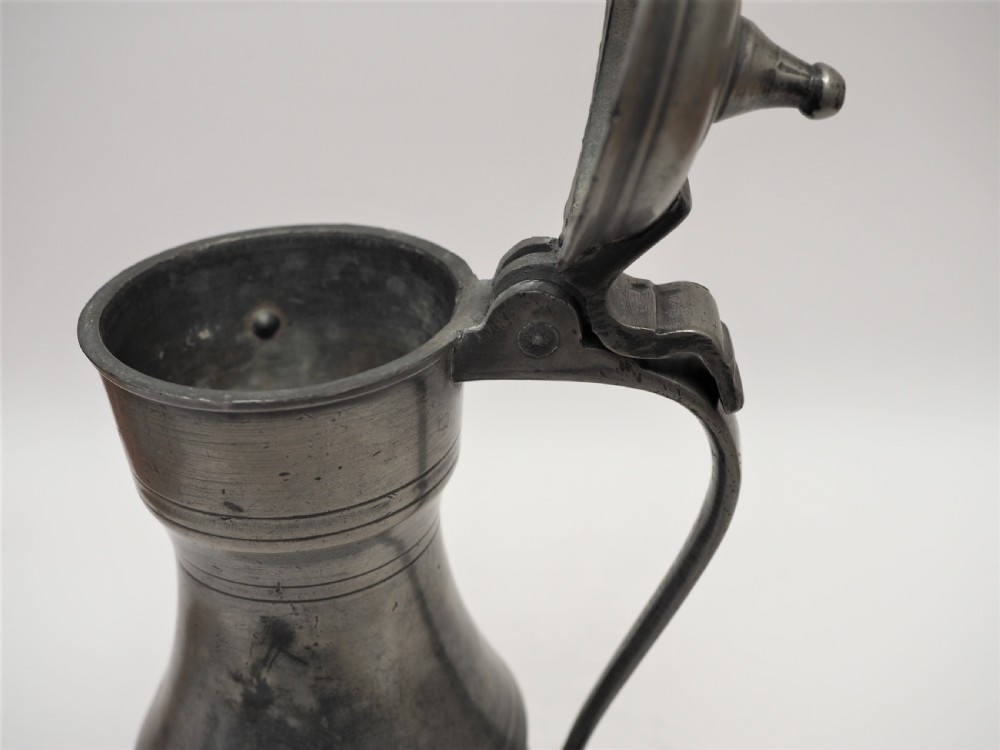 ANTIQUE SCOTTISH PEWTER CRESTED TAPPIT HEN, CHOPIN CAPACITY, CIRCA 1780. View VII