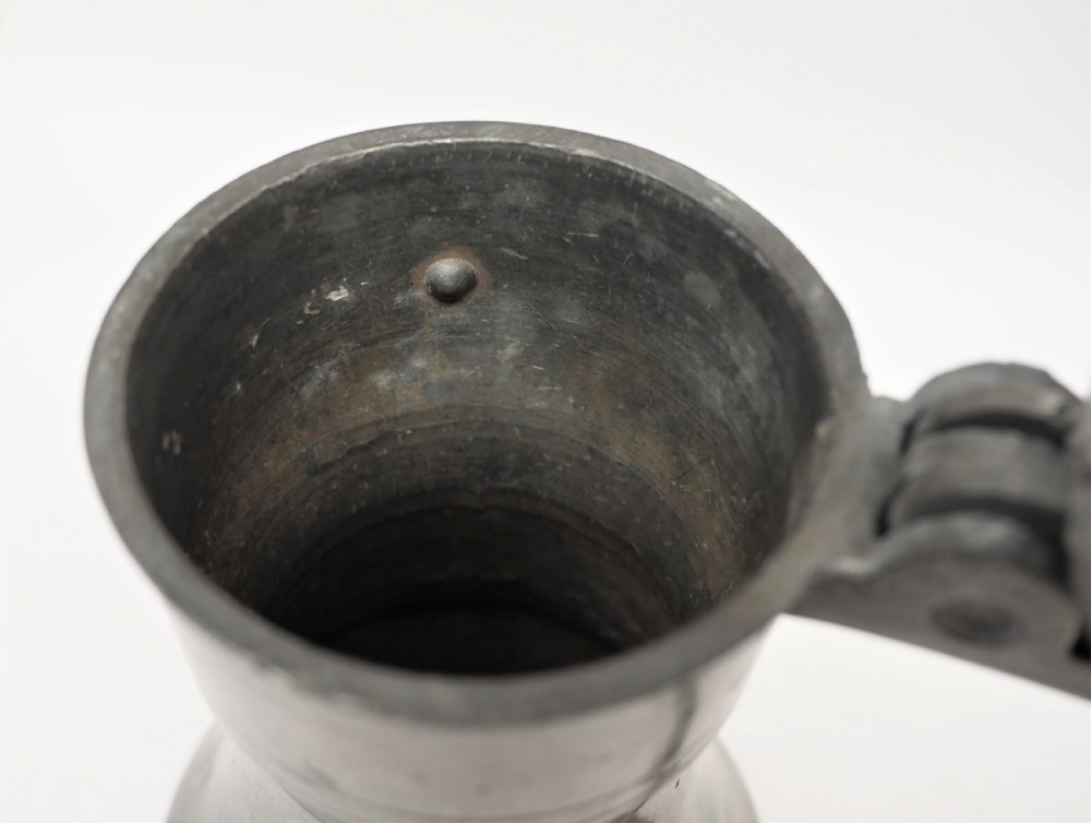 ANTIQUE SCOTTISH PEWTER CRESTED TAPPIT HEN, CHOPIN CAPACITY, CIRCA 1780. View VIII