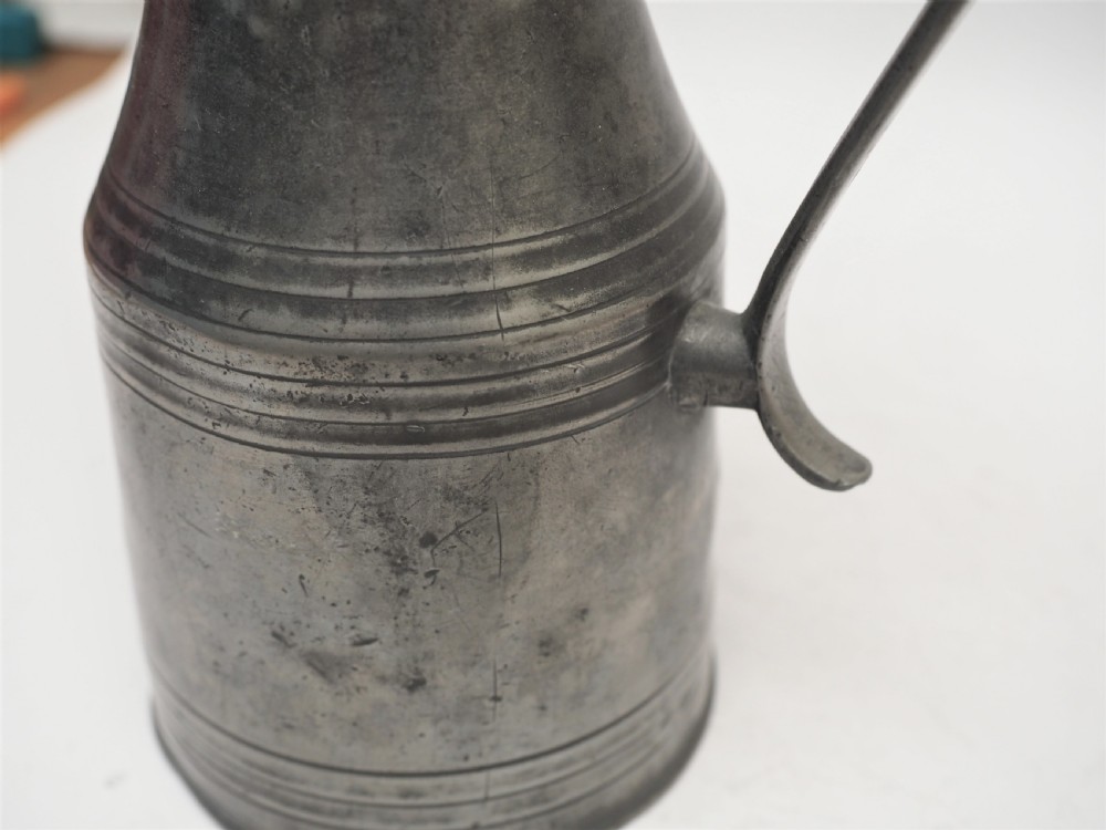 ANTIQUE SCOTTISH PEWTER CRESTED TAPPIT HEN, CHOPIN CAPACITY, CIRCA 1780. View X