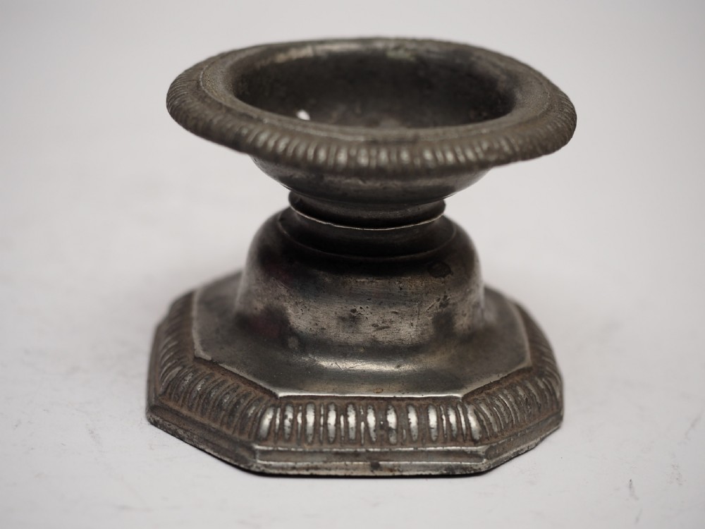 ANTIQUE OCTAGONAL TABLE SALT, PROBABLY FRENCH, CIRCA 1720. View VI