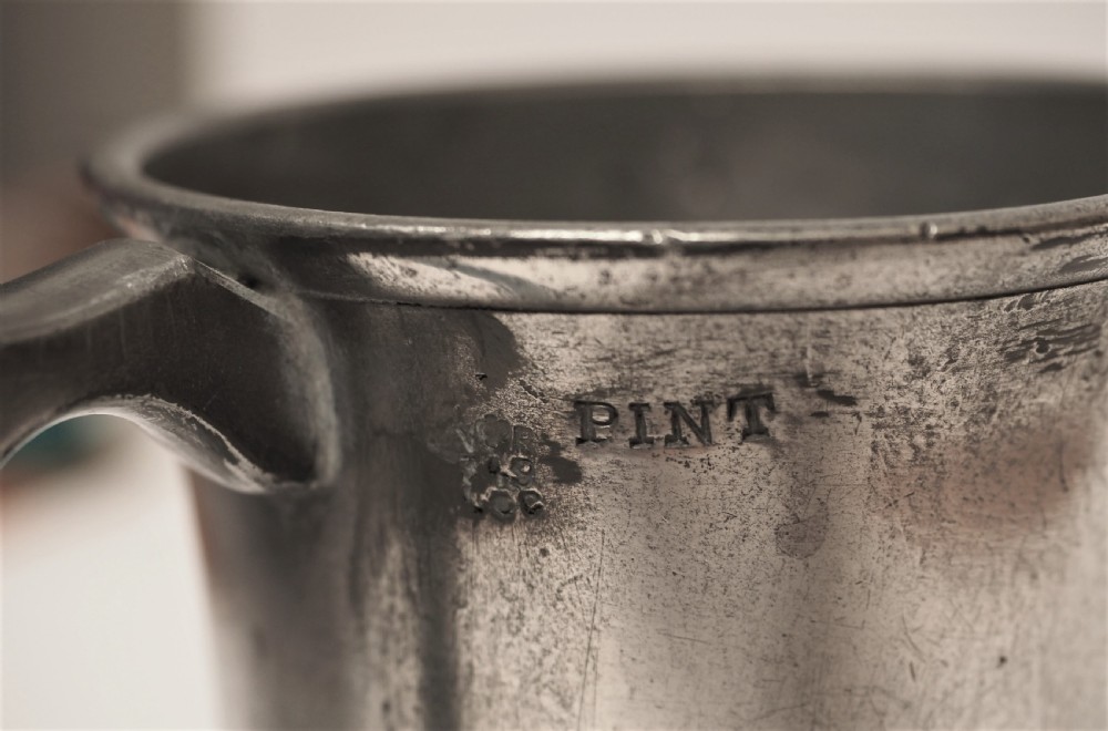 ANTIQUE ENGLISH PEWTER 1 PINT MEASURE, LORD HIGH ADMIRAL, CIRCA 1890. View VII