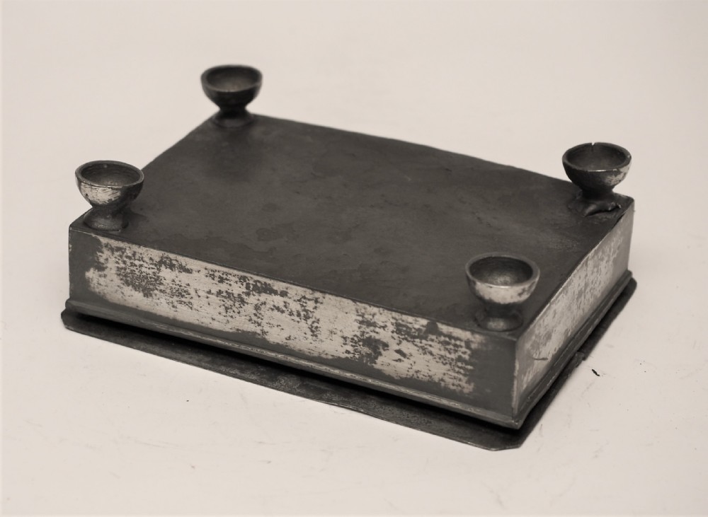 ANTIQUE ENGLISH PEWTER TREASURY INKSTAND, CIRCA 1740. View V