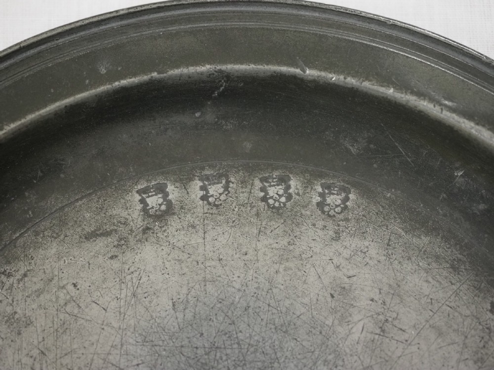 ENGLISH PEWTER 17th CENTURY NARROW RIM 8in PLATE, VERY WELL MARKED, CIRCA 1680. View III
