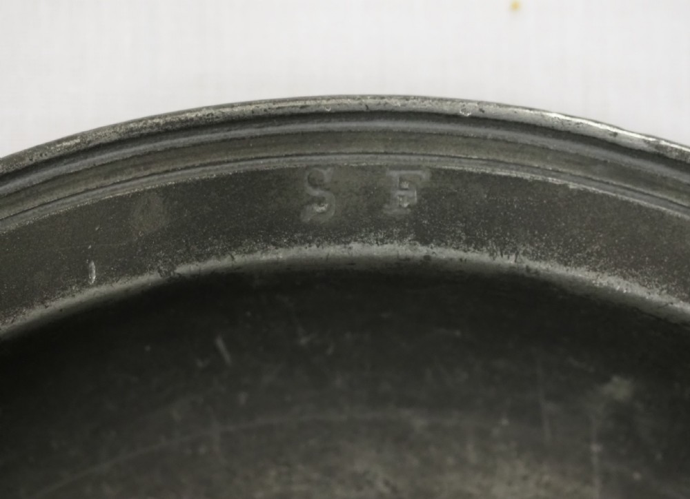 ENGLISH PEWTER 17th CENTURY NARROW RIM 8in PLATE, VERY WELL MARKED, CIRCA 1680. View V