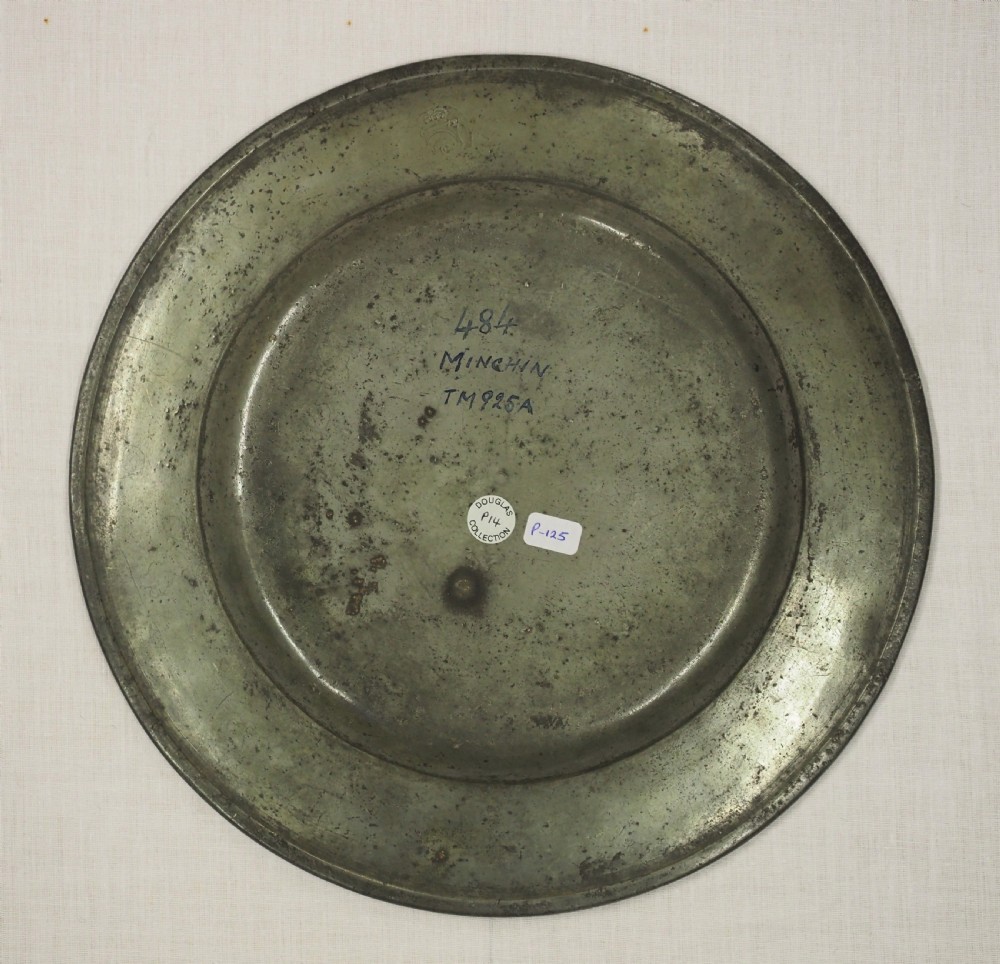 A CHARLES II TRIPLE REEDED PEWTER PLATE BY CHRISTOPHER CLARKE, LONDON CIRCA 1680. View II