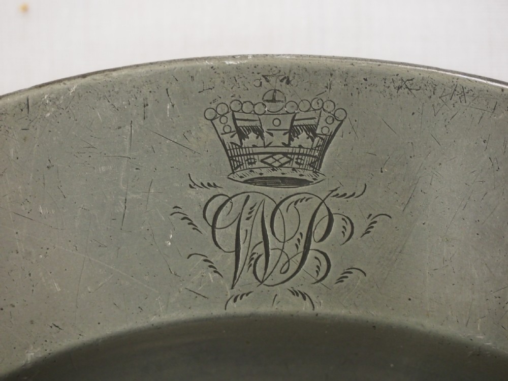 GEORGE IV PEWTER PLAIN RIM PLATE WITH ROYAL CONNECTION, BY ALDERSON CIRCA 1820. View V