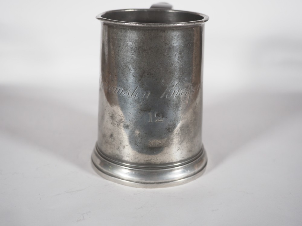 ANTIQUE ENGLISH PEWTER 1 QUART MEASURE, THOMAS & TOWNSEND COMPTON, 1802-1814. 'GILCOMSTON BREWERY', ABERDEEN. View IV