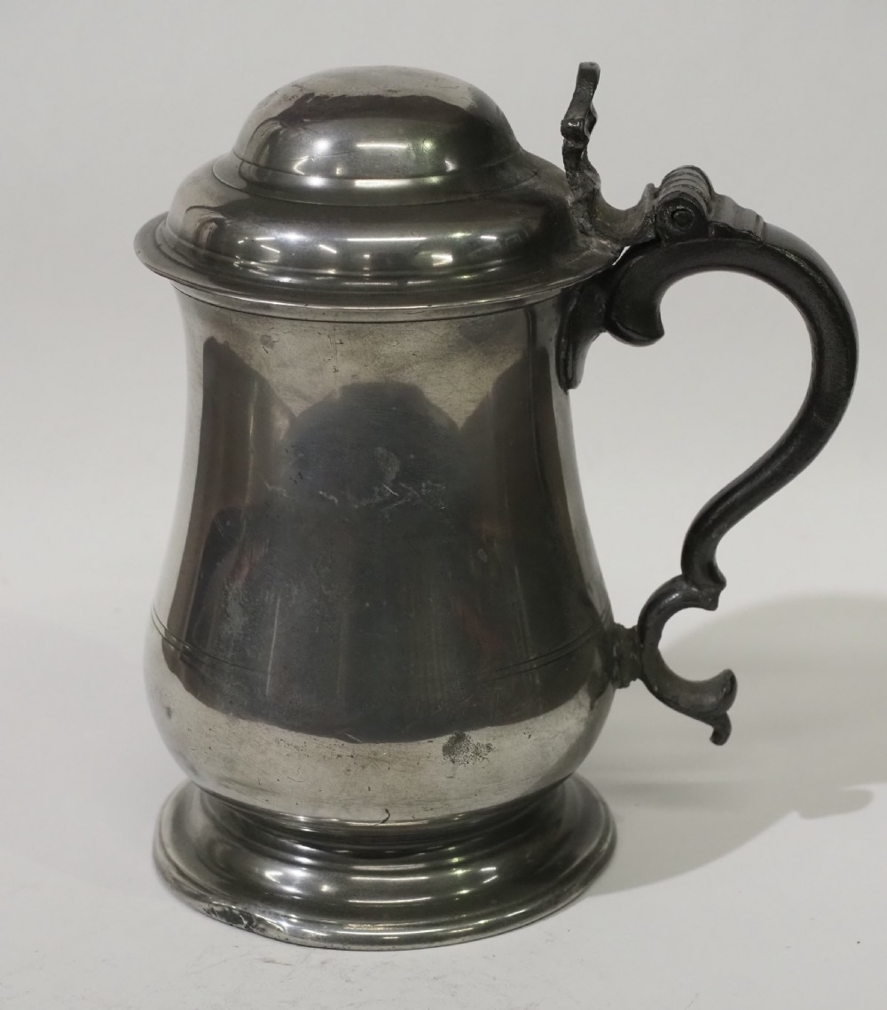 ANTIQUE ENGLISH PEWTER 1 QUART DOME LID TANKARD BY ROBERT BUSH, BRISTOL 1755 - 1800.