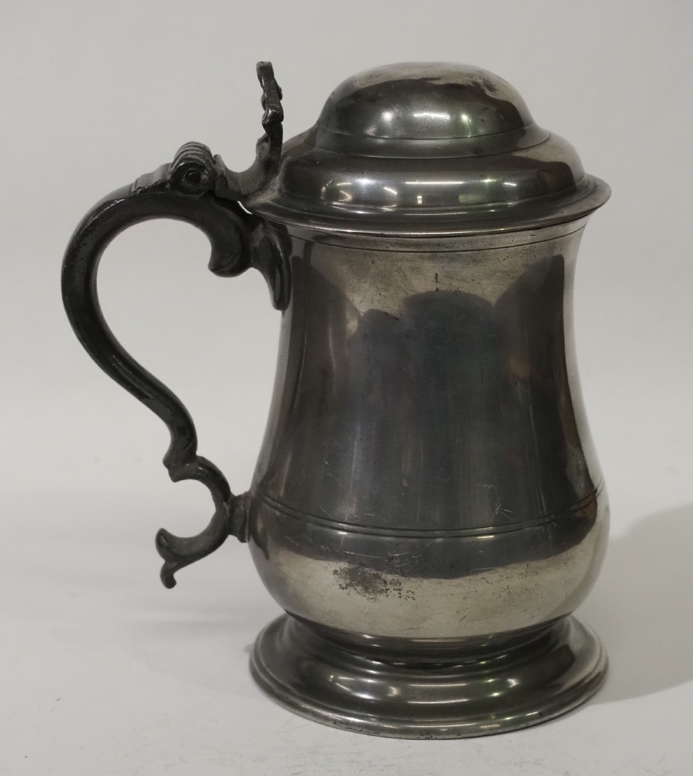 ANTIQUE ENGLISH PEWTER 1 QUART DOME LID TANKARD BY ROBERT BUSH, BRISTOL 1755 - 1800. View II