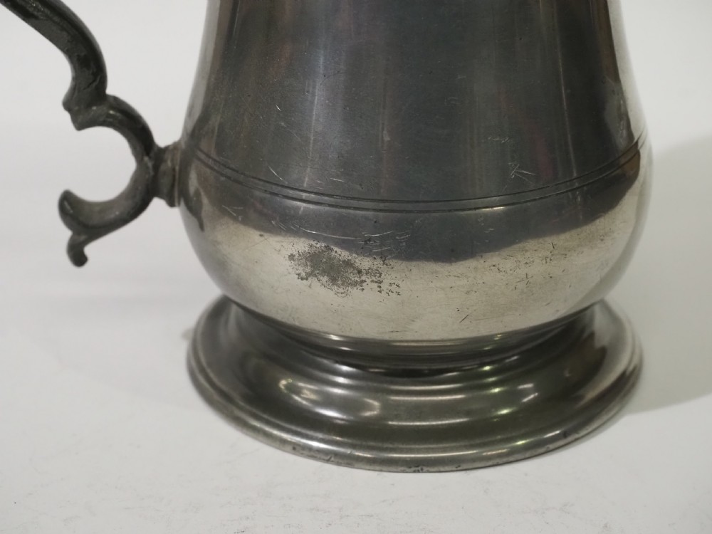 ANTIQUE ENGLISH PEWTER 1 QUART DOME LID TANKARD BY ROBERT BUSH, BRISTOL 1755 - 1800. View IV