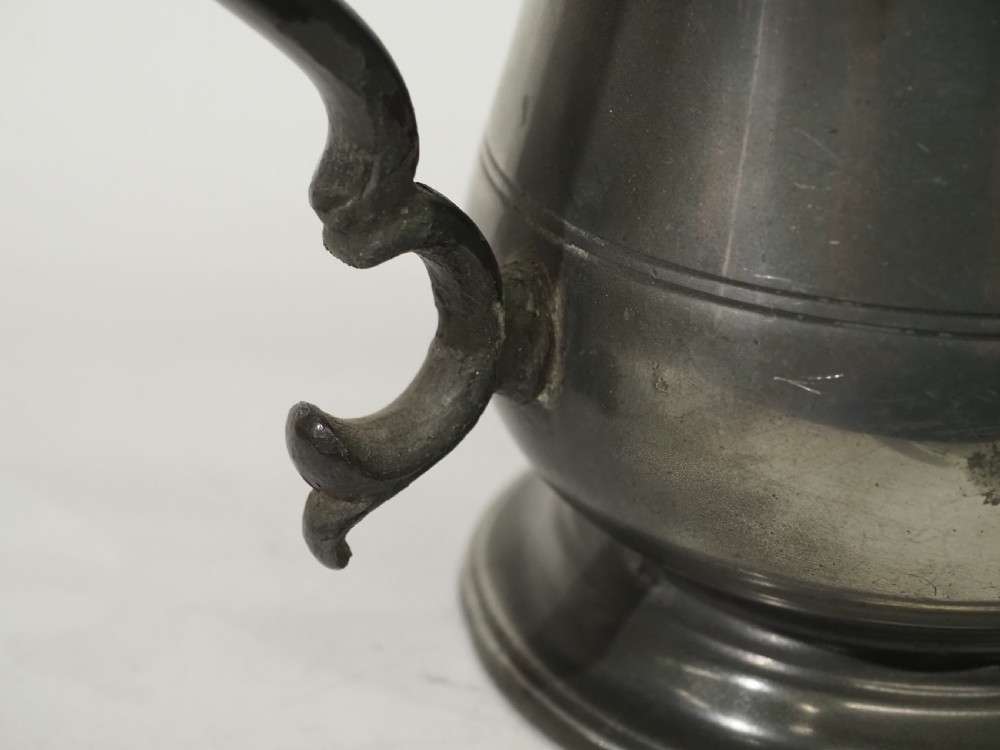 ANTIQUE ENGLISH PEWTER 1 QUART DOME LID TANKARD BY ROBERT BUSH, BRISTOL 1755 - 1800. View VI