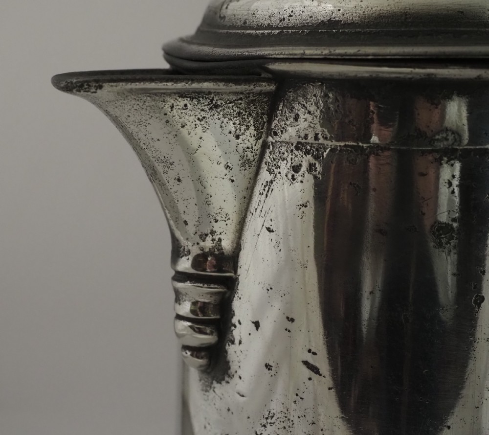 ANTIQUE IRISH PEWTER CHURCH FLAGON BY JOHN HEANEY OF DUBLIN, 1763 - 1807. View V