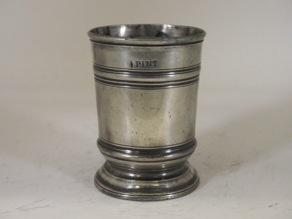 ANTIQUE ENGLISH PEWTER 1/2 PINT BEAKER BY ROBERT GRIMES & SONS OF LONDON, 1817 - 1838. View II