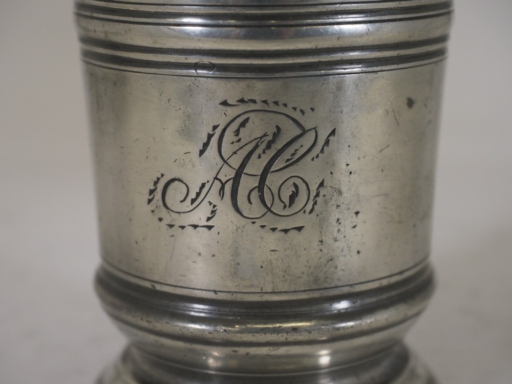 ANTIQUE ENGLISH PEWTER 1/2 PINT BEAKER BY ROBERT GRIMES & SONS OF LONDON, 1817 - 1838. View IV