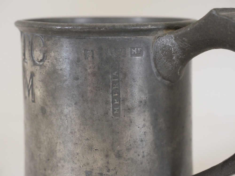ANTIQUE ENGLISH PEWTER 1 PINT MEASURE BY M FOTHERGILL & SONS OF BRISTOL, CIRCA 1820. View IV