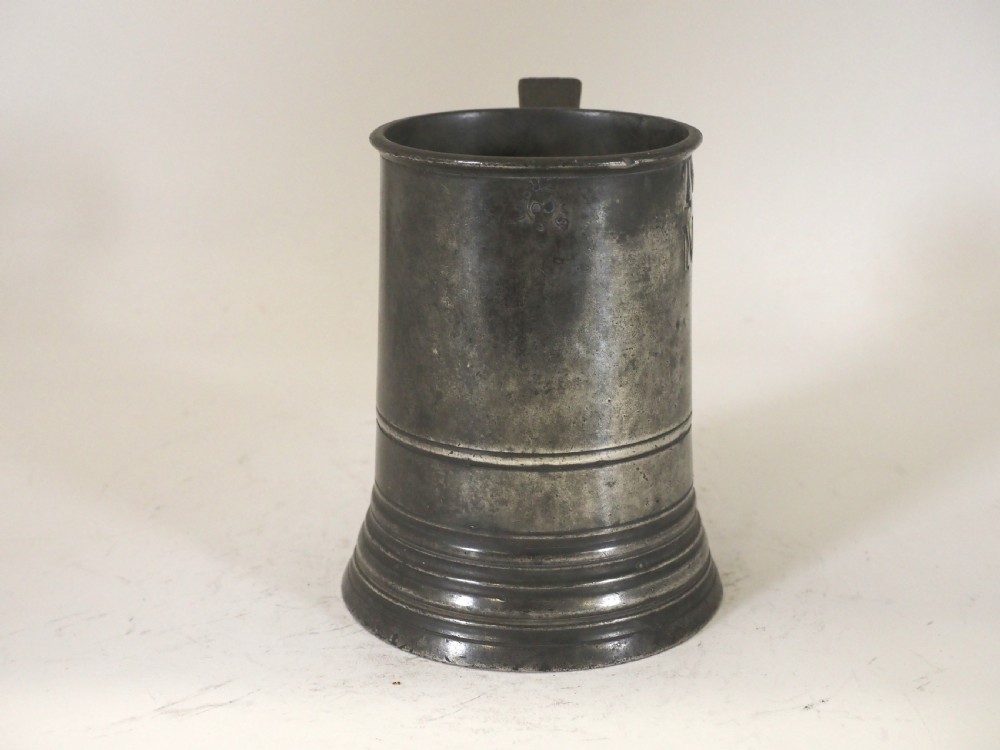 ANTIQUE ENGLISH PEWTER 1 PINT MEASURE BY M FOTHERGILL & SONS OF BRISTOL, CIRCA 1820. View V