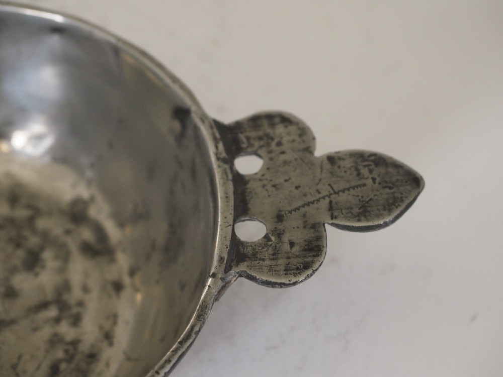 ANTIQUE FRENCH PEWTER PORRINGER, MAKER'S CROWNED HAMMER MARK, CIRCA 1600. View IV