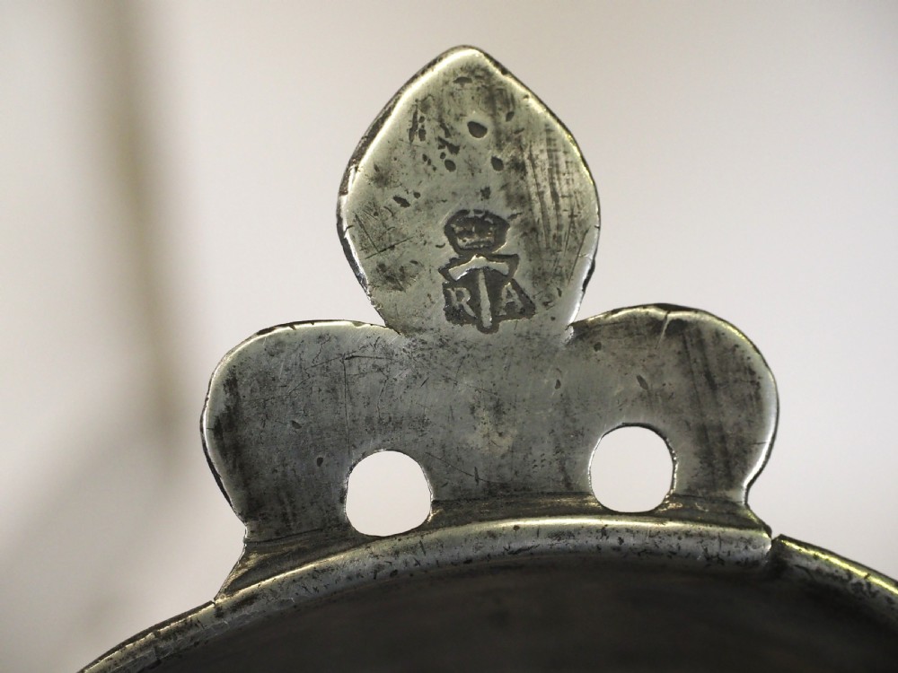 ANTIQUE FRENCH PEWTER PORRINGER, MAKER'S CROWNED HAMMER MARK, CIRCA 1600. View VI