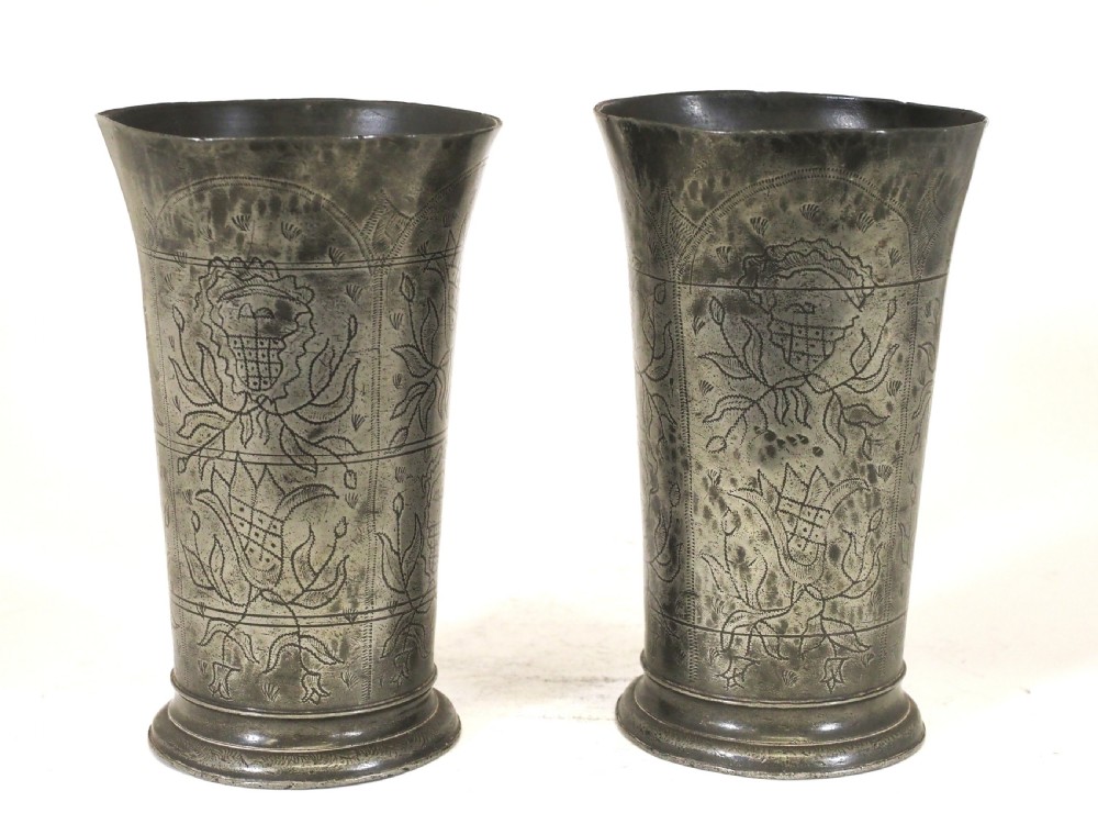 A PAIR OF ANTIQUE DUTCH PEWTER WRIGGLE WORK DECORATED BEAKERS, CIRCA 1750. View IV