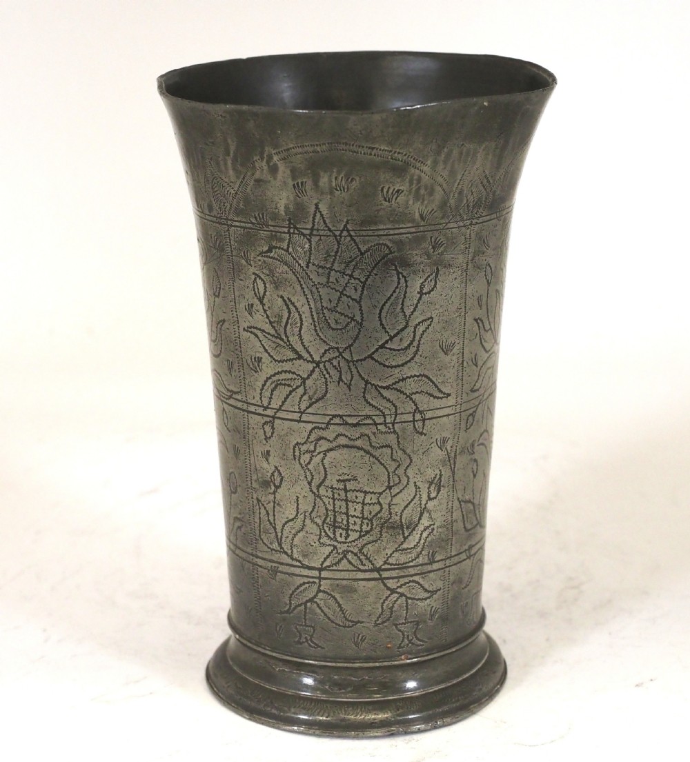 A PAIR OF ANTIQUE DUTCH PEWTER WRIGGLE WORK DECORATED BEAKERS, CIRCA 1750. View VI